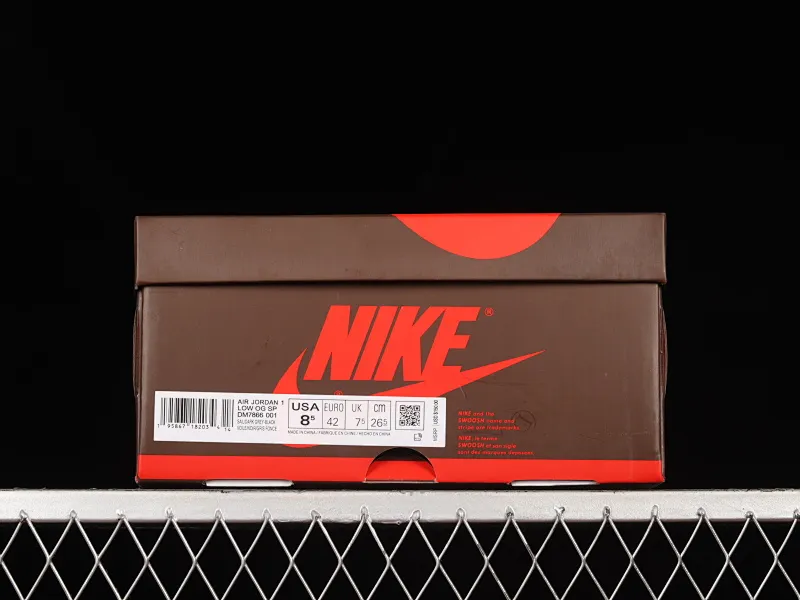 All Categories Air Jordan Jordan Series Basketball Shoes Air Jordan 1 Low Travis Scott x Air Jordan 1 Low "Black Phantom" AJ1 Joe 1 Overhook Black Phantom DM7866-001